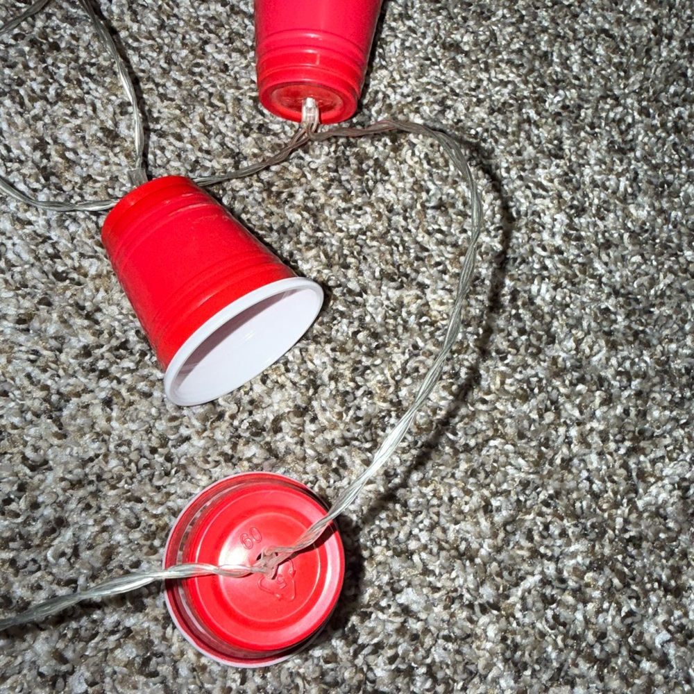Red Cup String Lights - Picture 3 of 4